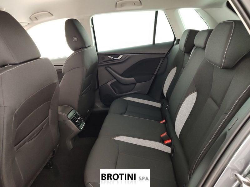 Škoda Kamiq 1.0 TSI 85KW BLACK DOTS