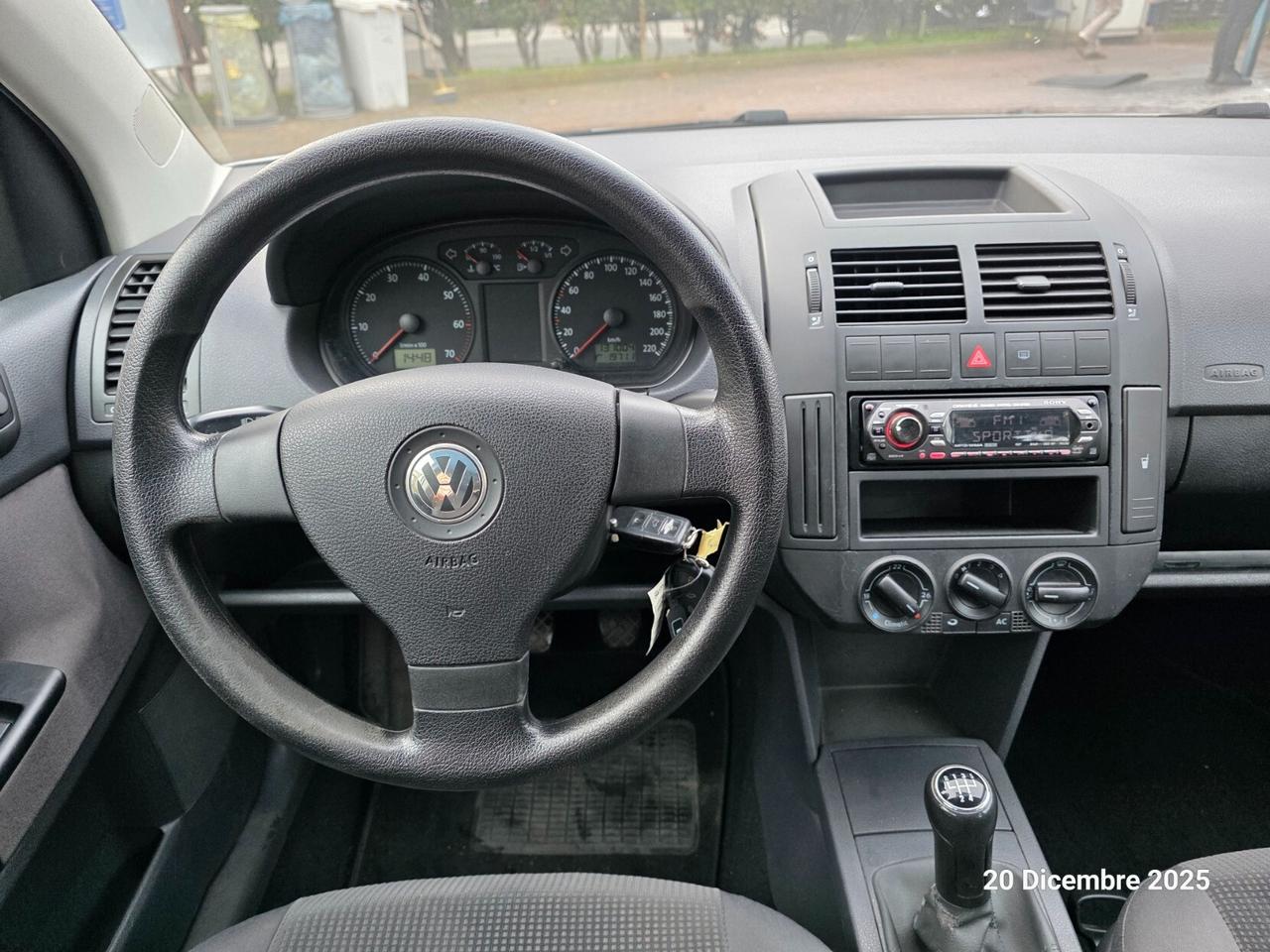 Volkswagen Polo 1.4/80CV 16V 5p. Comfortline