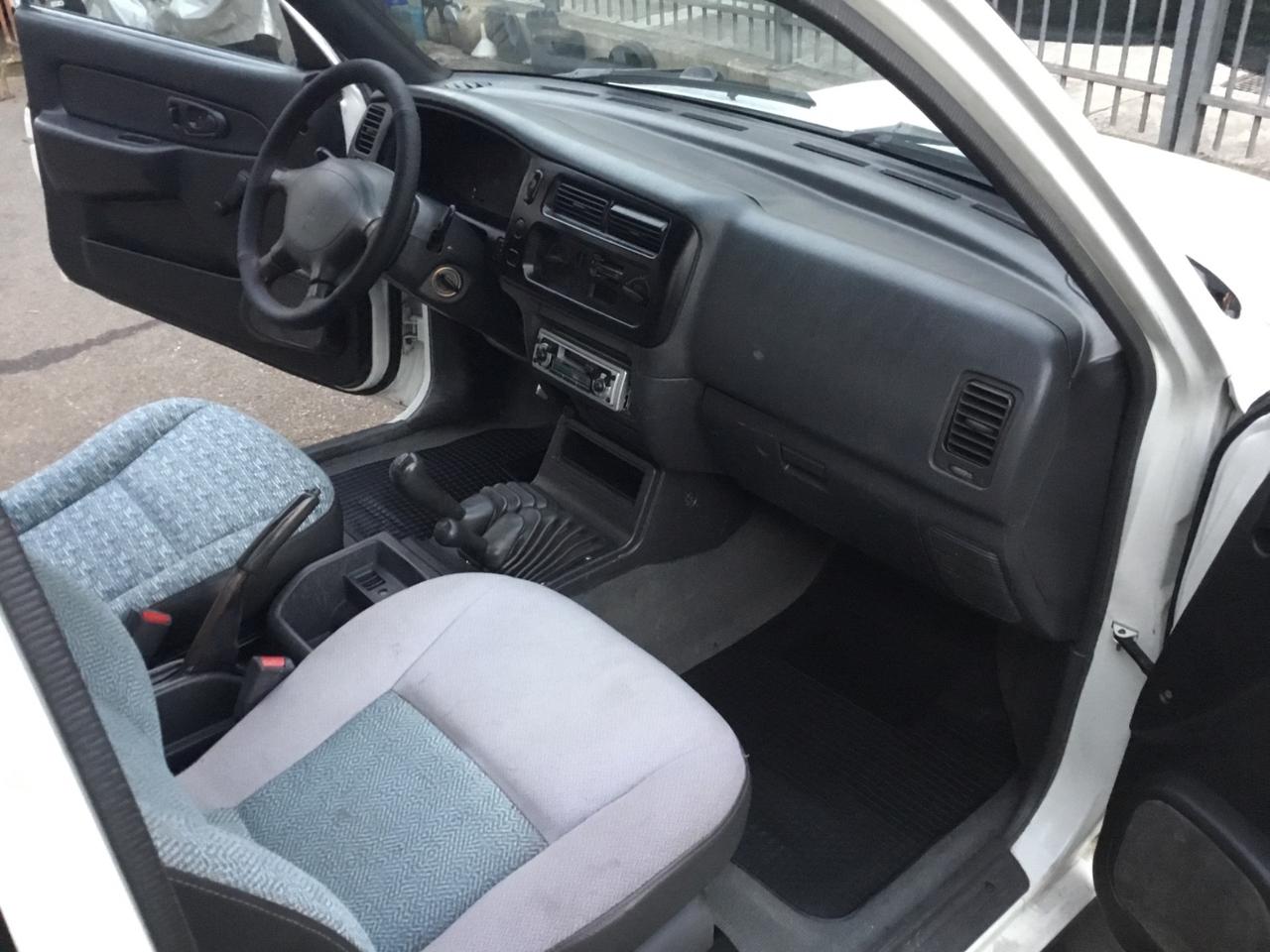 Mitsubishi L200 cassone ribaltabile