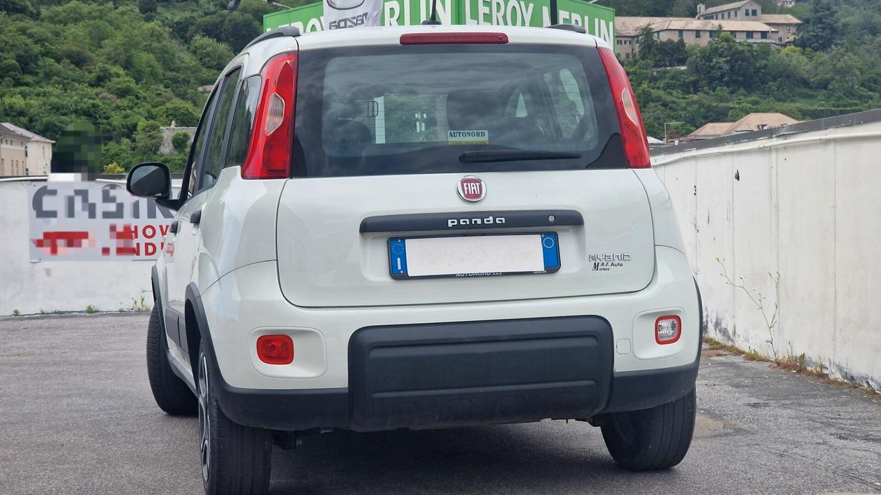 Fiat Panda Cross 1.0 FireFly S&S Hybrid