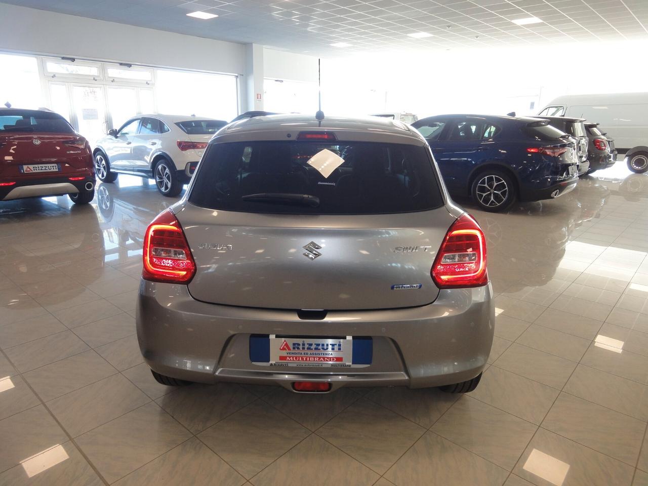 Suzuki Swift 1.2 Hybrid CVT Top Cambio Automatico