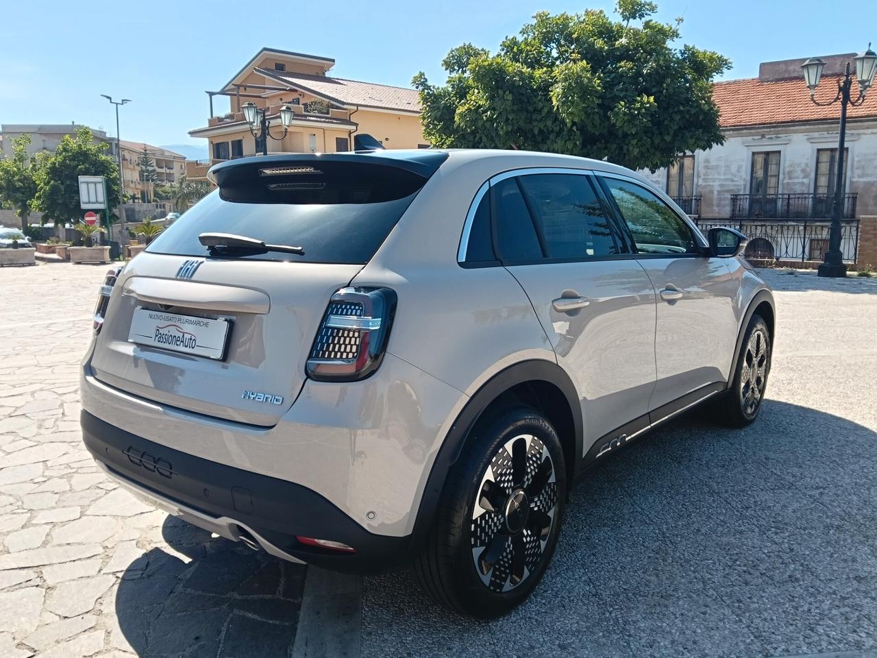 Fiat 600 Hybrid 100 CV DCT MHEV La Prima