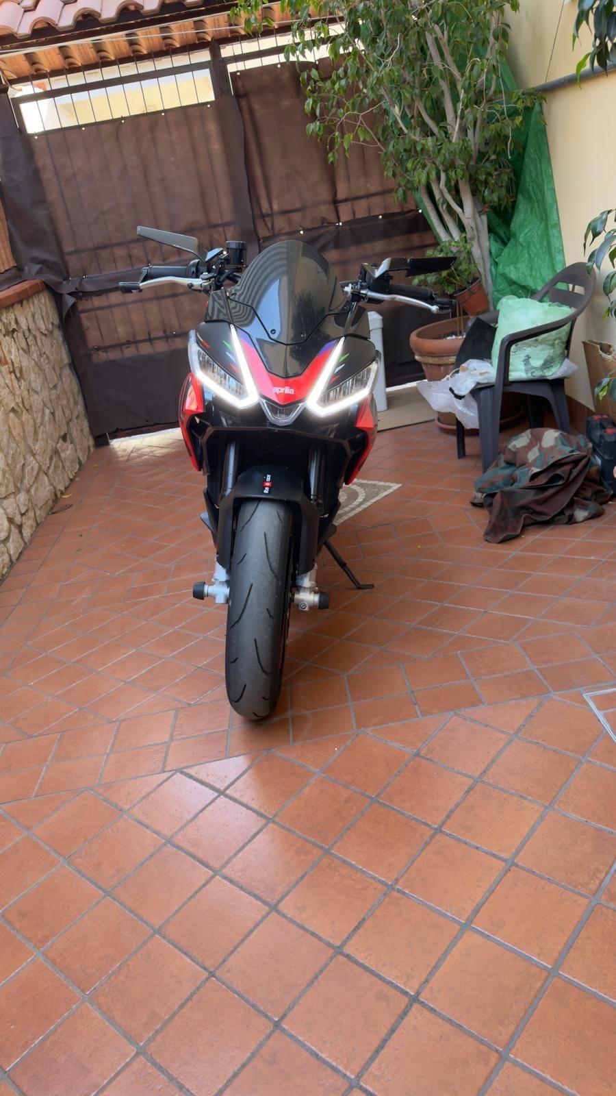 Aprilia Tuono 660