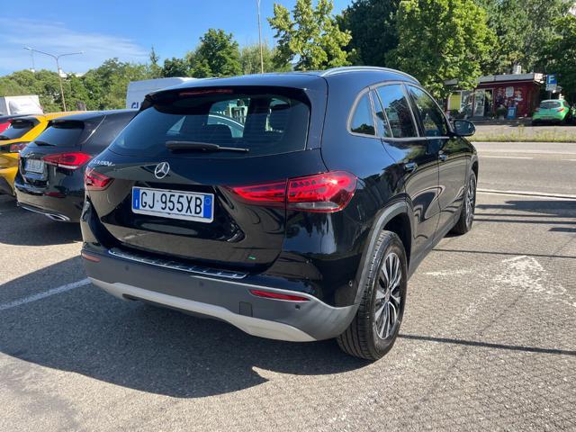 MERCEDES-BENZ GLA 180 d Automatic Business Da Vetrina!