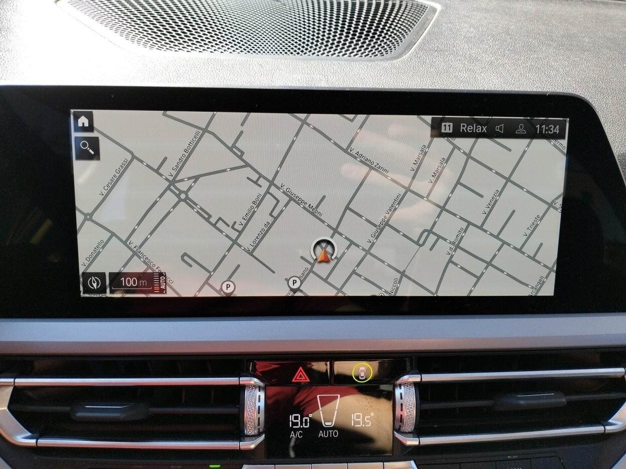 BMW 320 d Touring auto