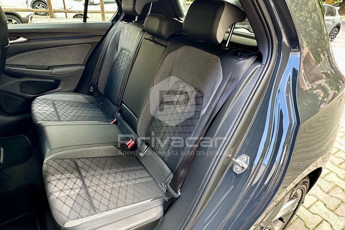 VOLKSWAGEN Golf 1.5 eTSI 150 CV ACT DSG R-Line