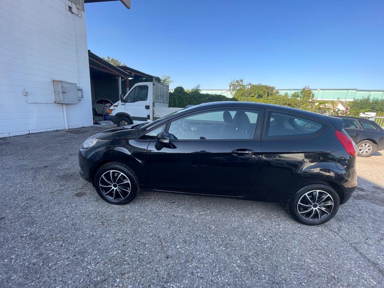 Ford Fiesta 1.2 60CV 3 porte Titanium