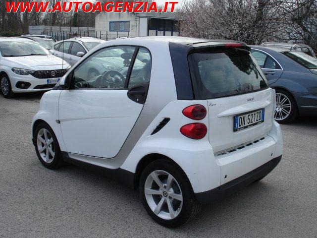 SMART ForTwo 1000 52 kW coupé limited two