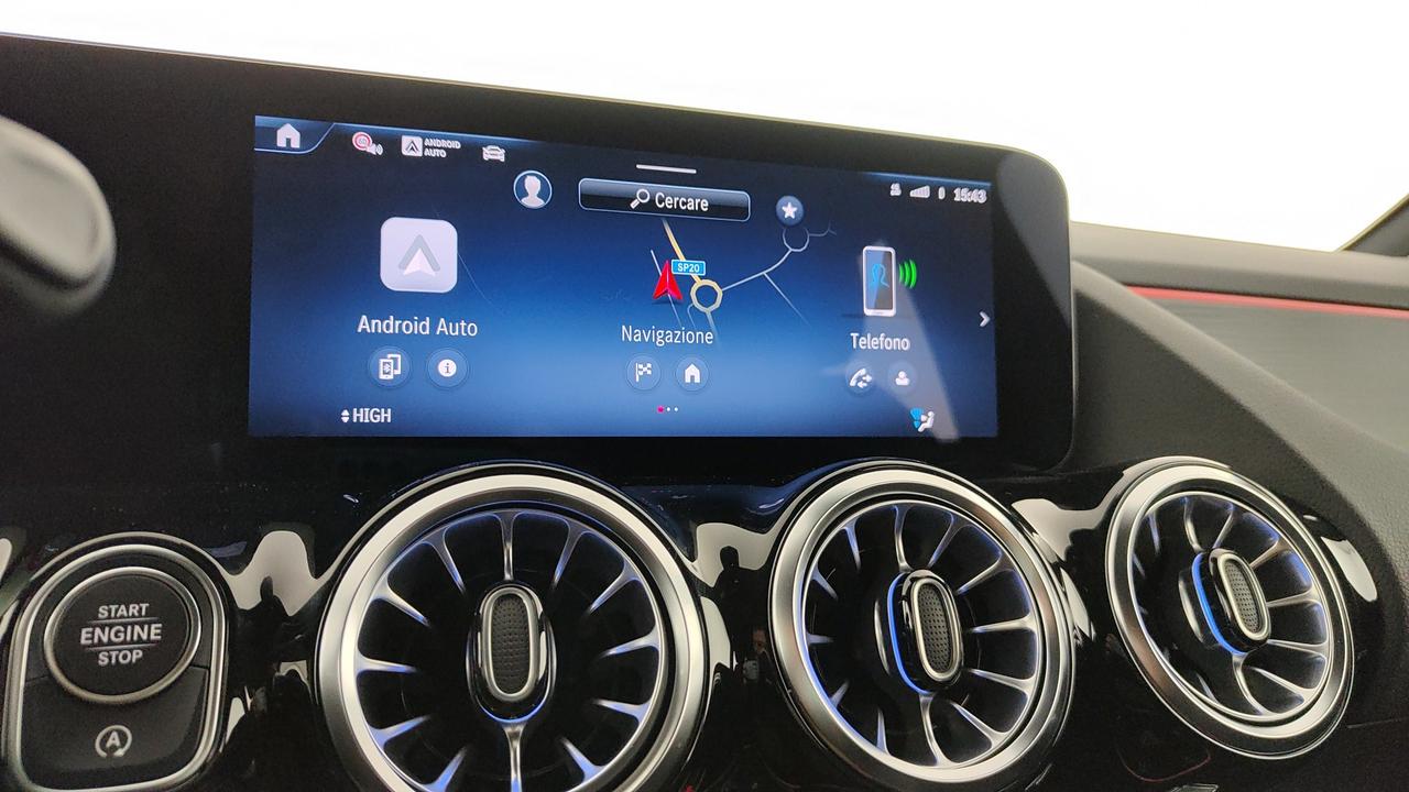 Mercedes-Benz GLA 180 d Automatic