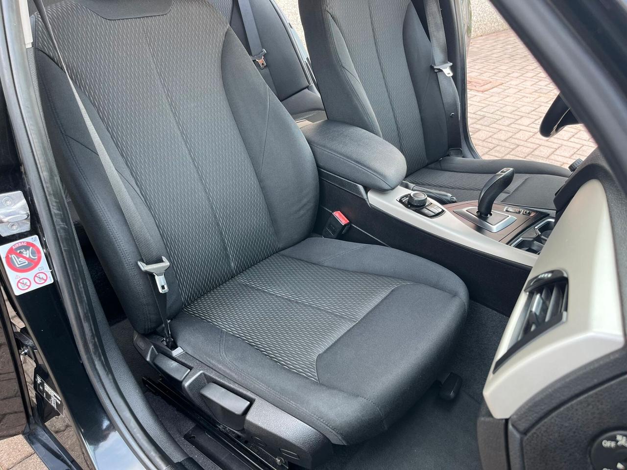 Bmw 118d 5p. Advantage 150CV automatica