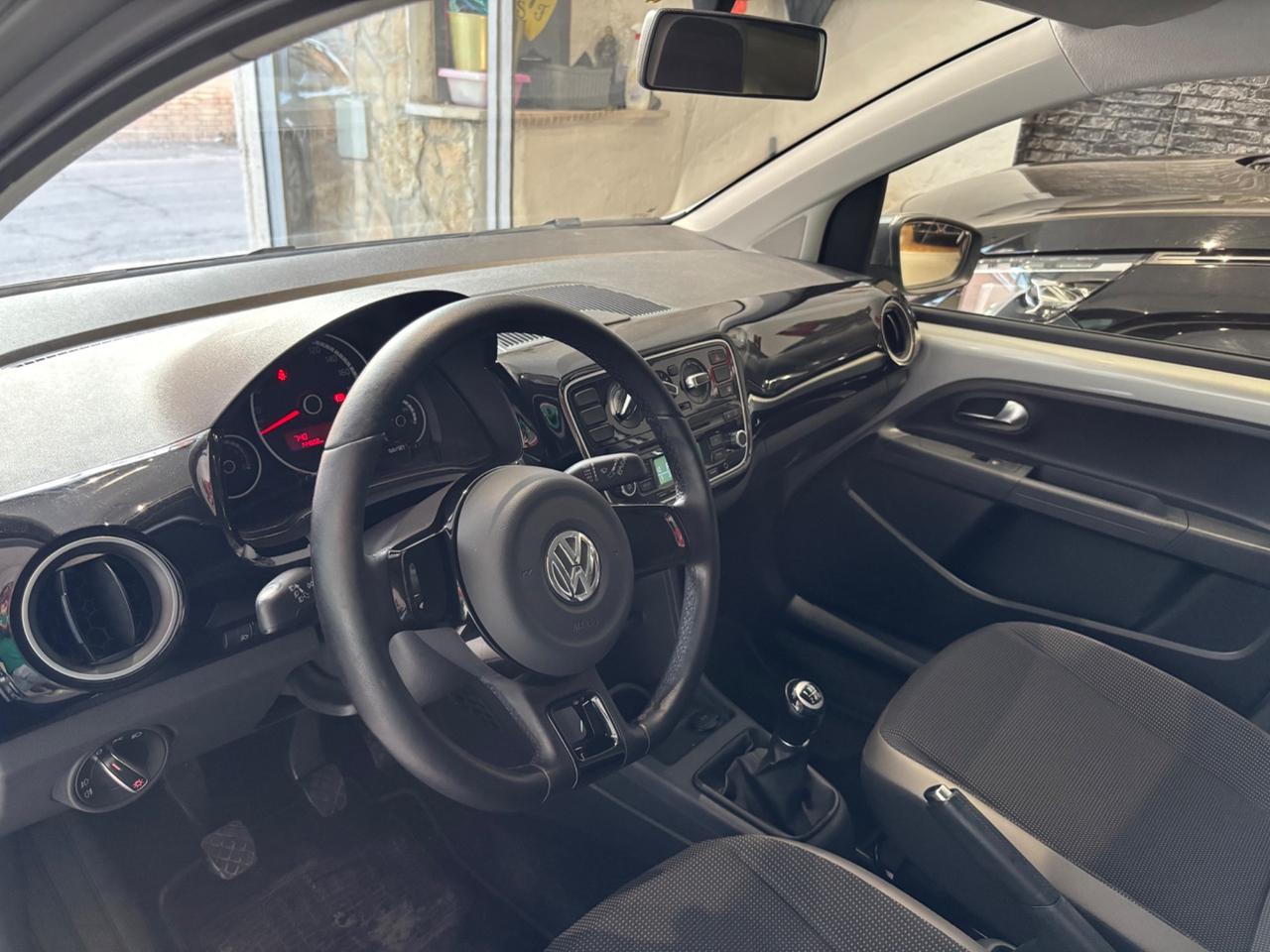 Volkswagen up! 1.0 75 CV 5p. high