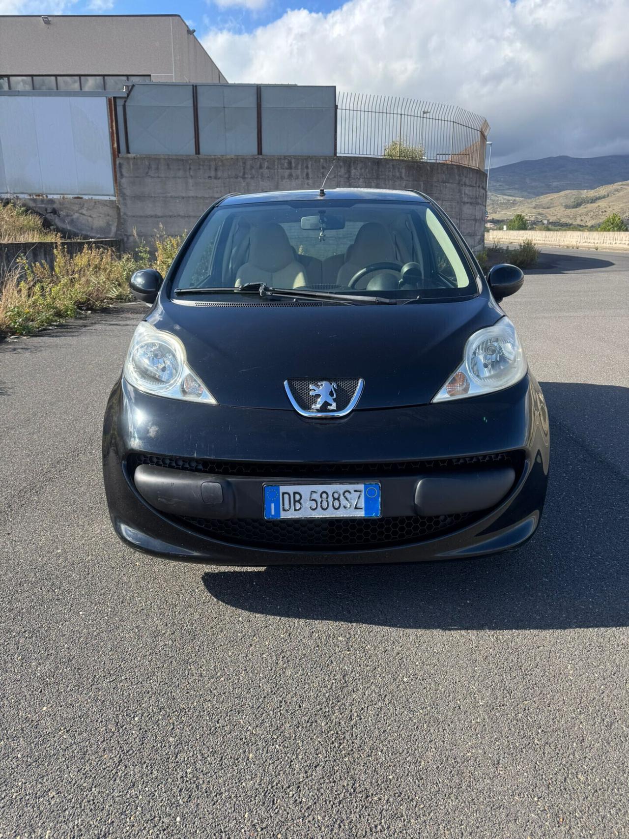 Peugeot 107 1.4 HDi 3p. Sweet Years