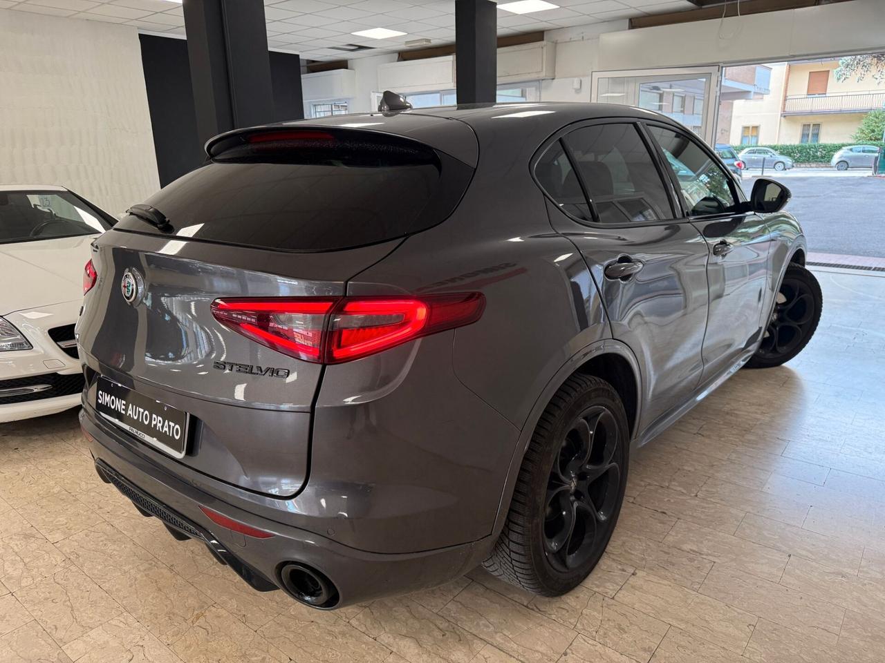 Alfa Romeo Stelvio 2.2 Turbodiesel 210 CV AT8 Q4 Veloce