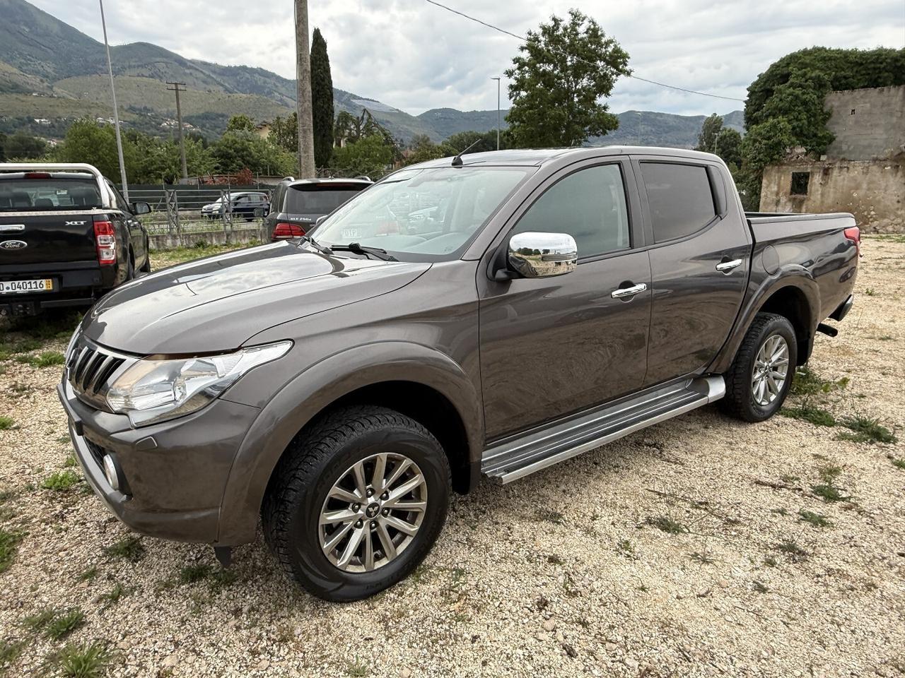 MITSUBISHI L200 PLUS DOPPIA CABINA 4X4 DIESEL