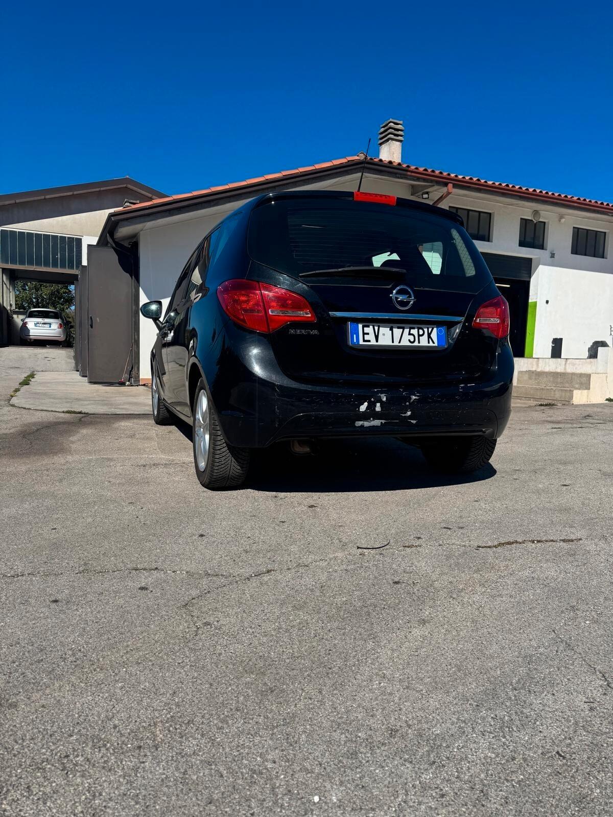 Opel Meriva 1.4 100CV Design Edition
