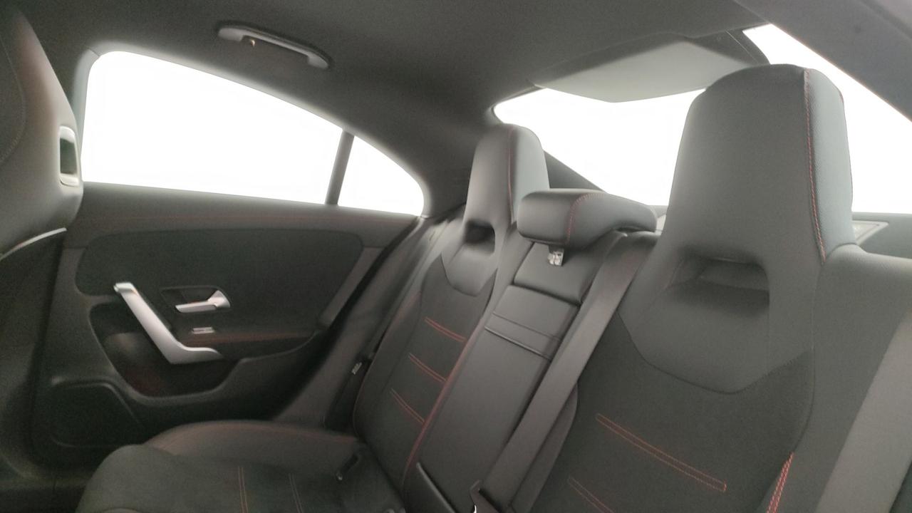 Mercedes-Benz CLA - C/X 118 - CLA Coupe 200 d AMG Line Advanced Plus auto