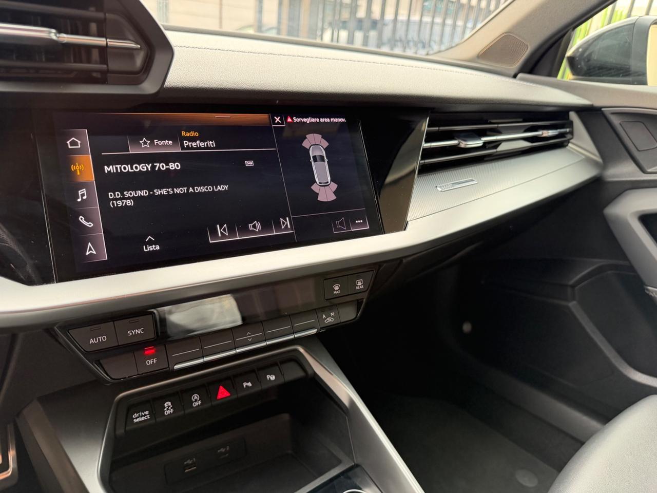 Audi A3 Sedan 35 TDI S tronic line edition