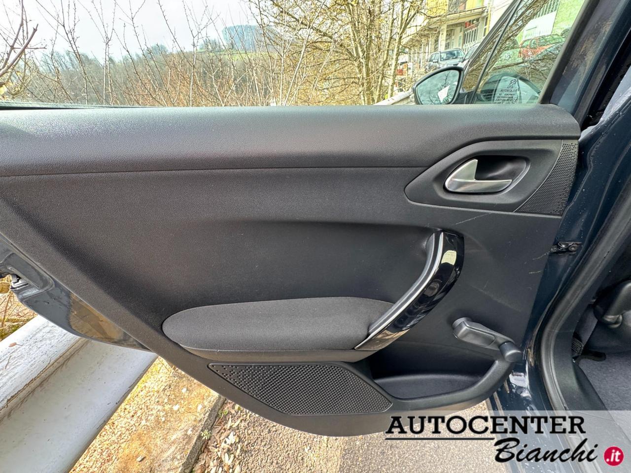 Peugeot 208 5 Porte 208 5p 1.6 bluehdi Active 75cv