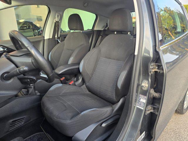 PEUGEOT 208 1.4 8V HDi 68CV 5 Porte Navigatore Sensori Parcheg