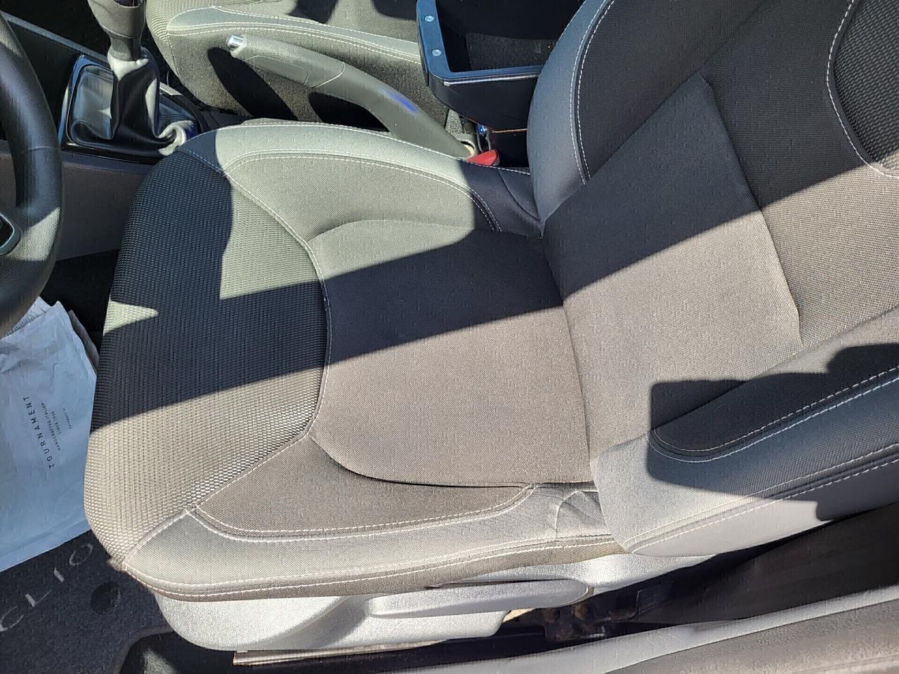 RENAULT Clio SW 1.5 dCi-UNICO PROPR-6B-REVISIONI