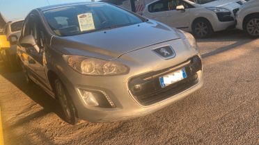 PEUGEOT 308 1,6 DIESEL 2012