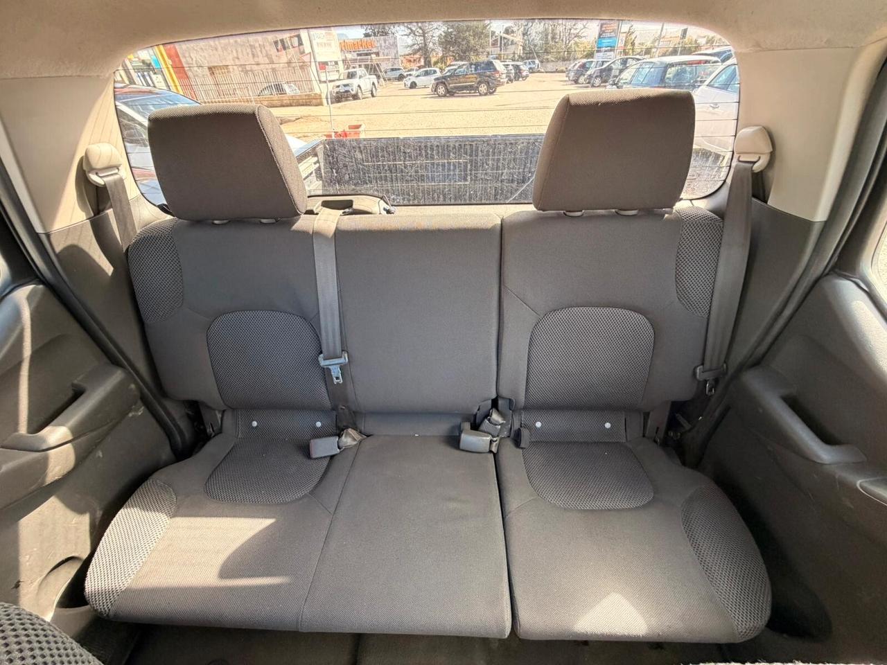 Nissan Navara 2.5 dCi 4x4