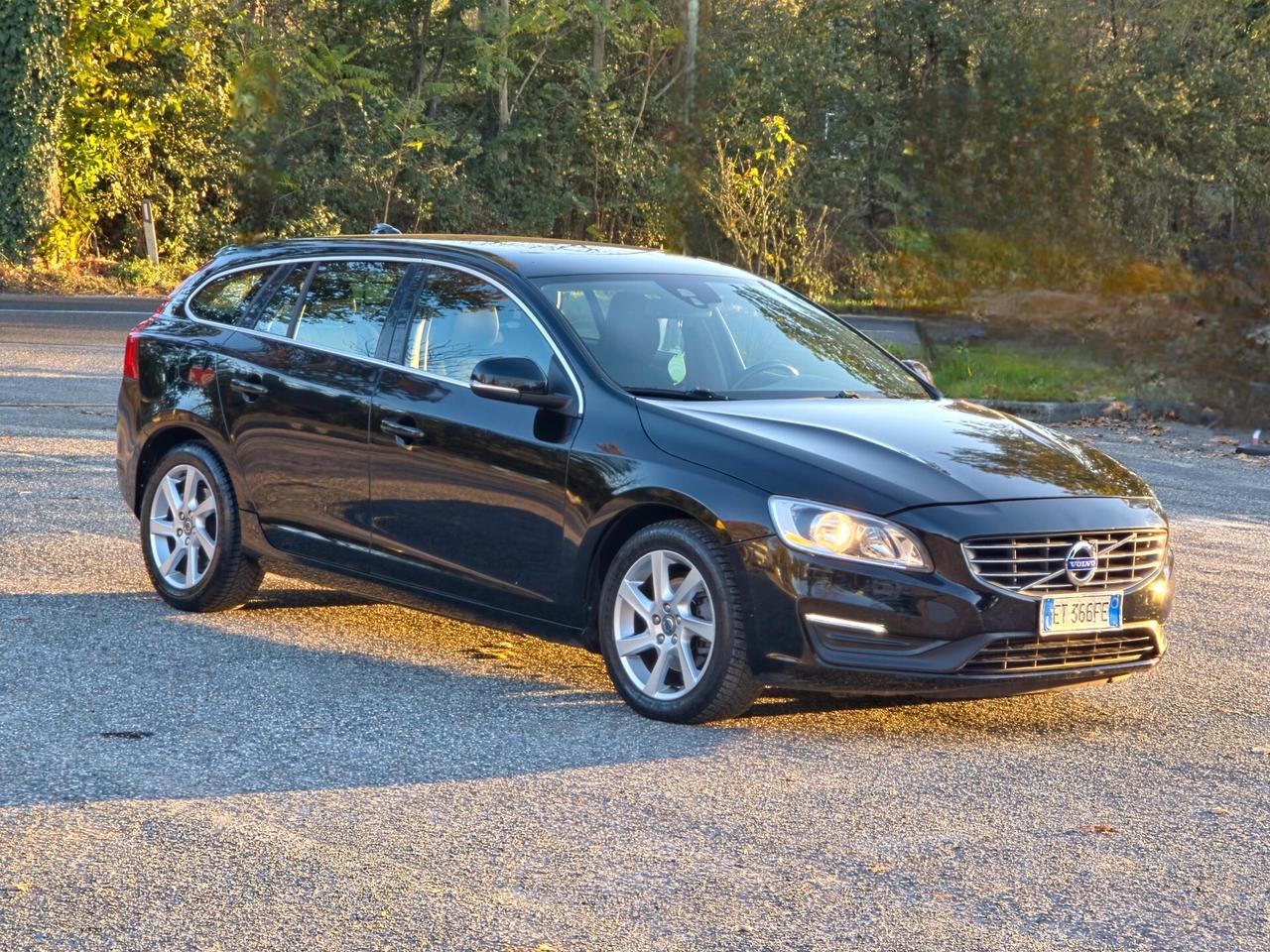 Volvo V60 D4 Geartronic R-design 2012-E5B Automatico