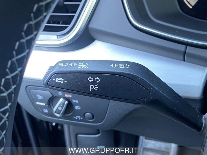 Audi Q5 SPB 40 TDI quattro S tronic Identity Black