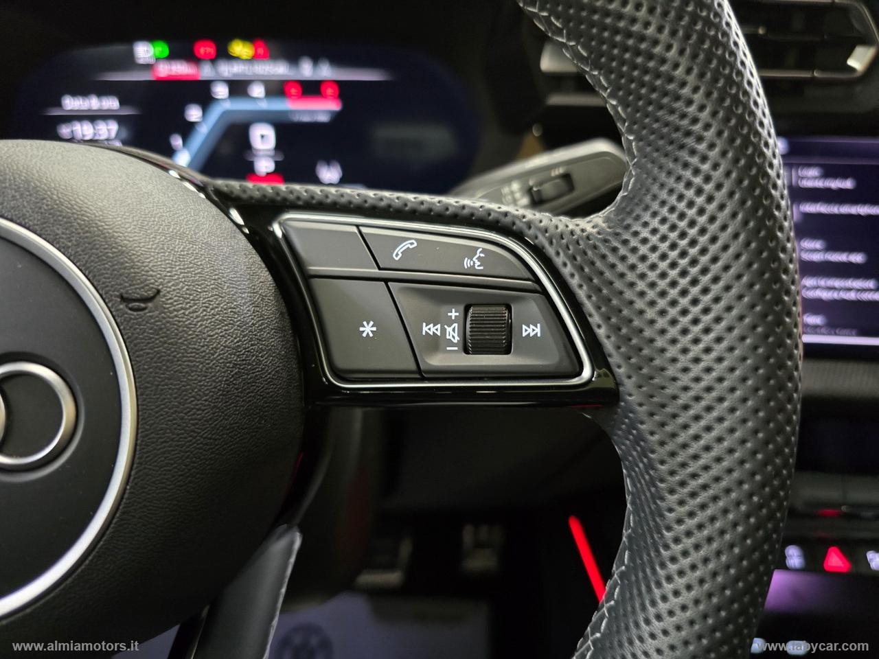 AUDI A3 Sedan 35 TDI S tronic S line edition