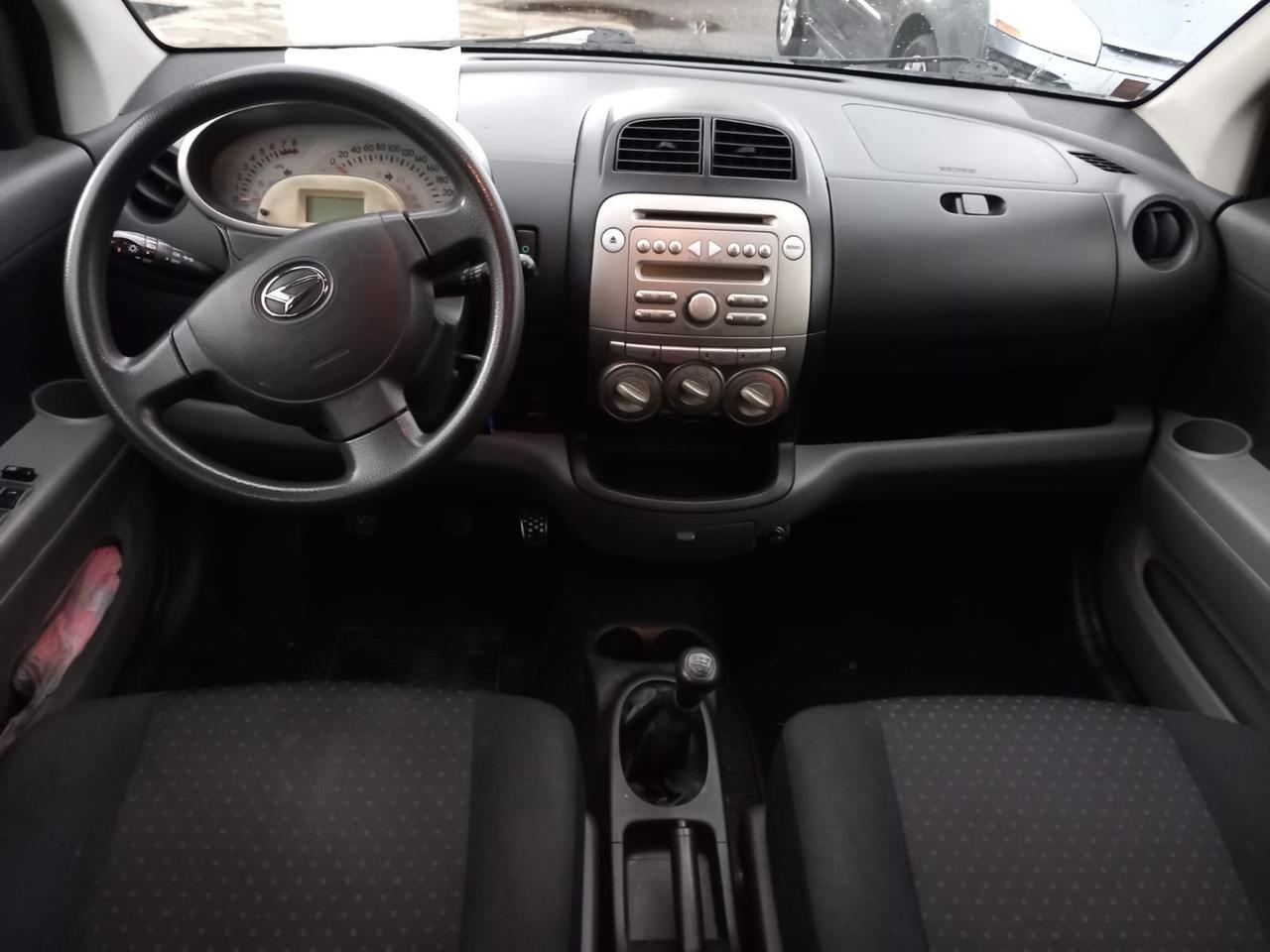 Daihatsu Sirion 1.0 Hiro