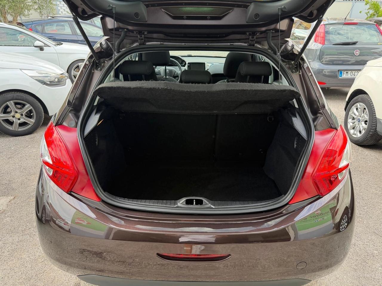 Peugeot 208 1.4 VTi 95 CV 5p. Allure