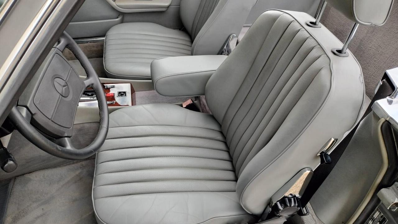 Mercedes-benz SL 560 560 SL Roadster SERIE R107