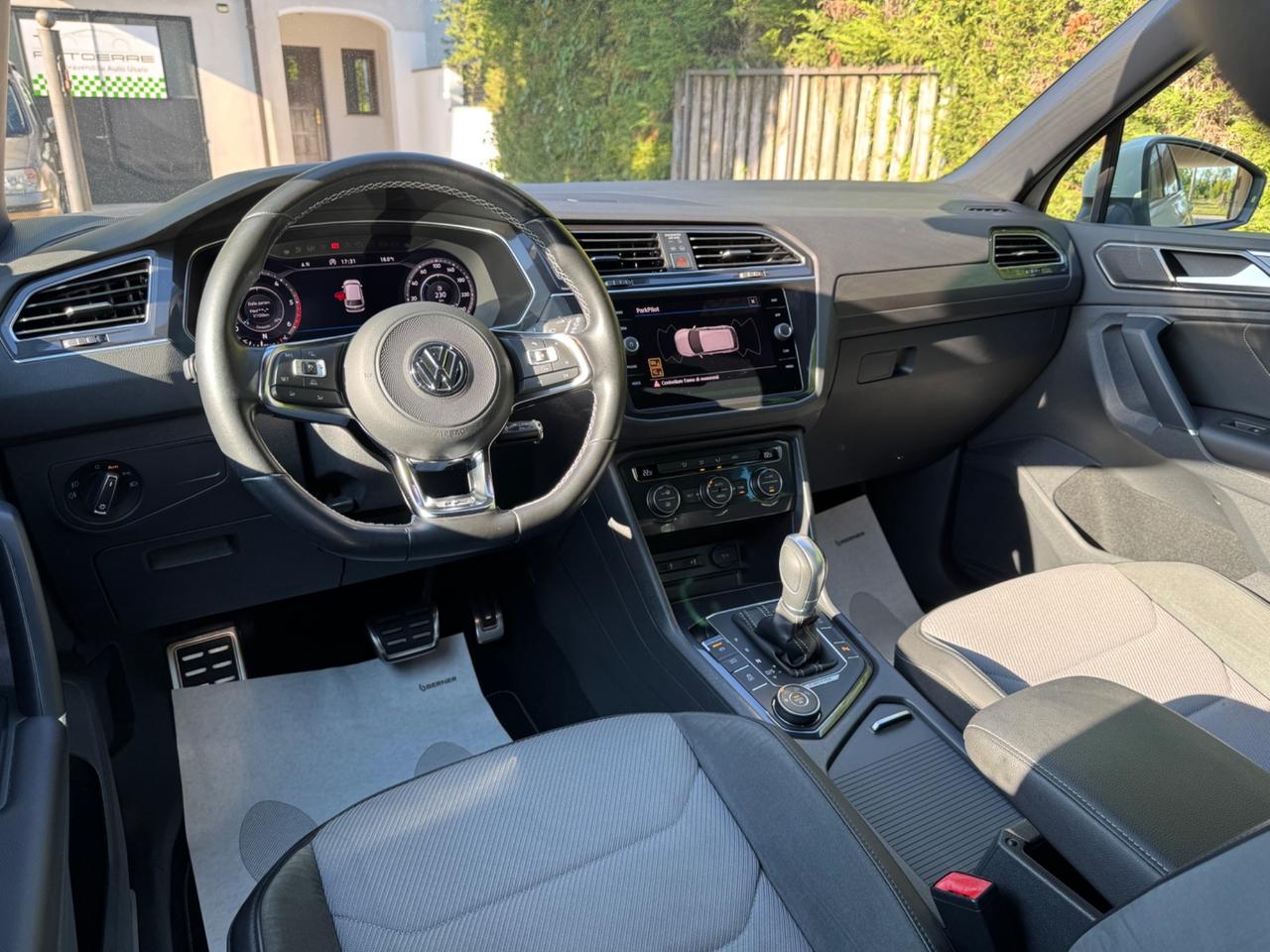 Volkswagen Tiguan 2.0 BiTDI SCR DSG 4MOTION Advanced R-Line BMT
