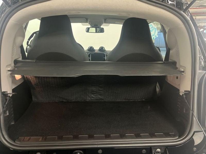smart fortwo EQ Passion 22kW