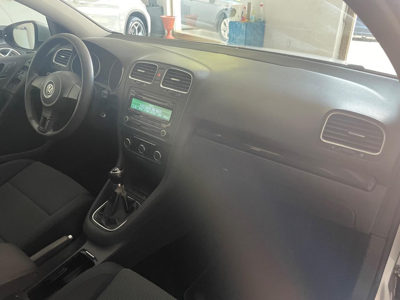 VOLKSWAGEN GOLF 1.6 TDI 5P COMFORTLINE