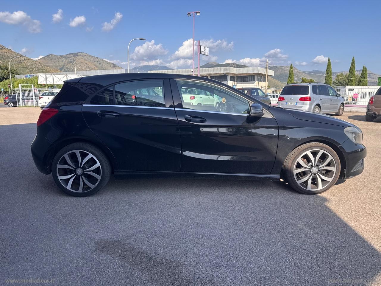 MERCEDES-BENZ A 180 CDI BlueEFFICIENCY Premium