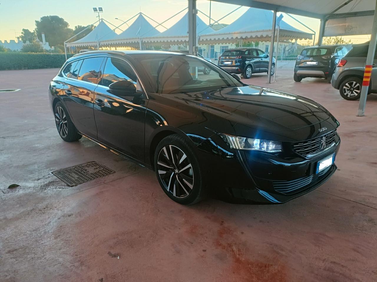 Peugeot 508 BlueHDi 130 EAT8 SW full.opt