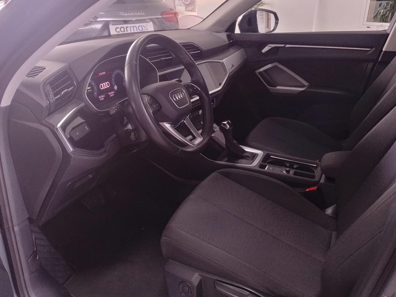 Audi Q3 SPB 45 TFSI e S tronic Business Plus