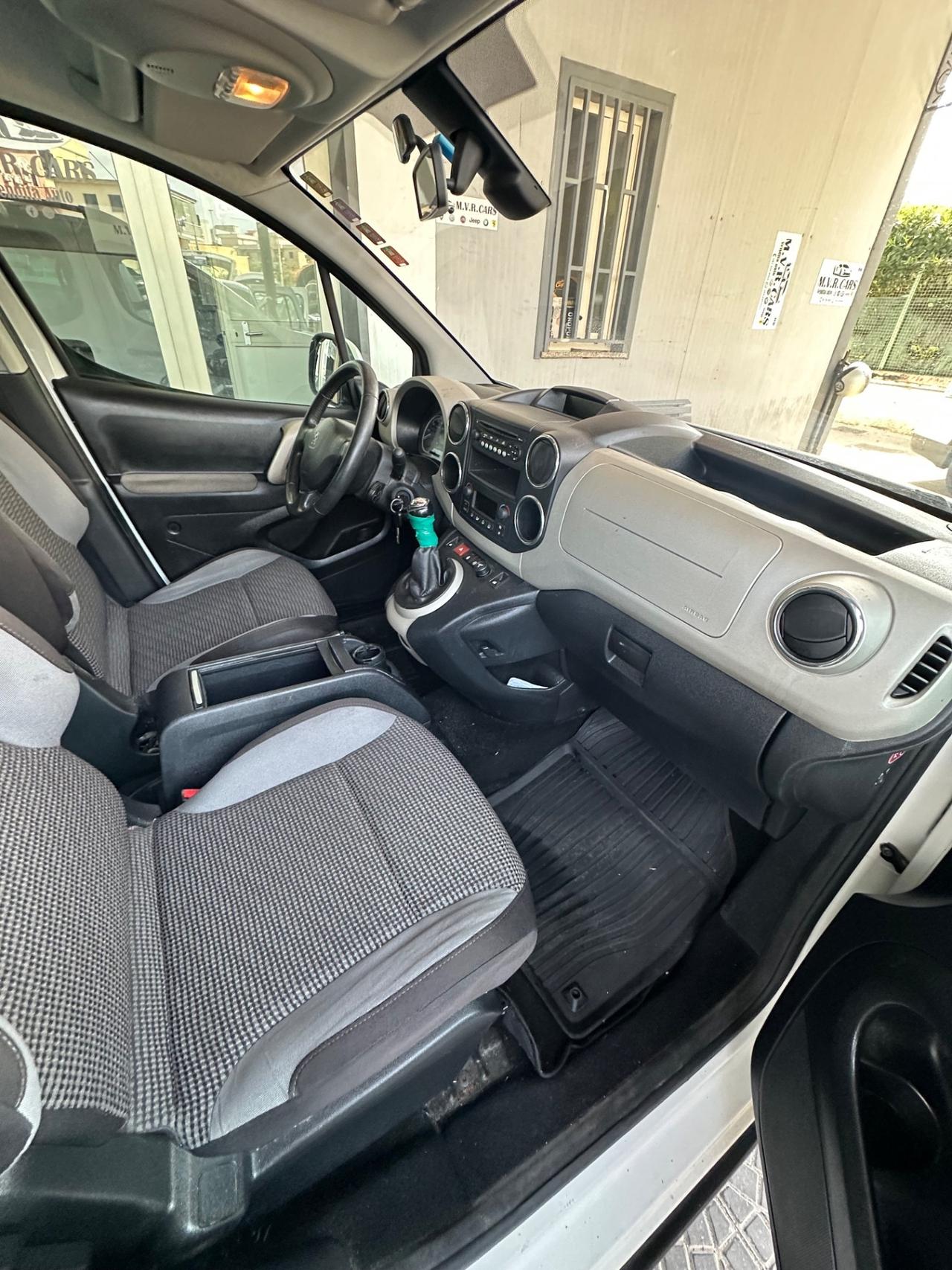 Peugeot Partner Tepee 1.6 HDi 92CV Outdoor