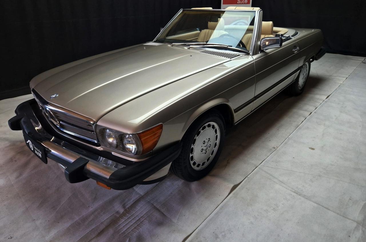 Mercedes-benz SL 560 anno 1987 certificata ASI con CRS