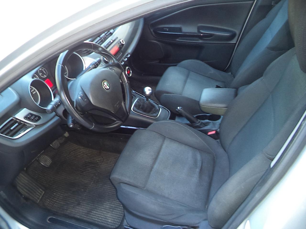 Alfa Romeo Giulietta 1.6 JTDm-2 105 CV Distinctive