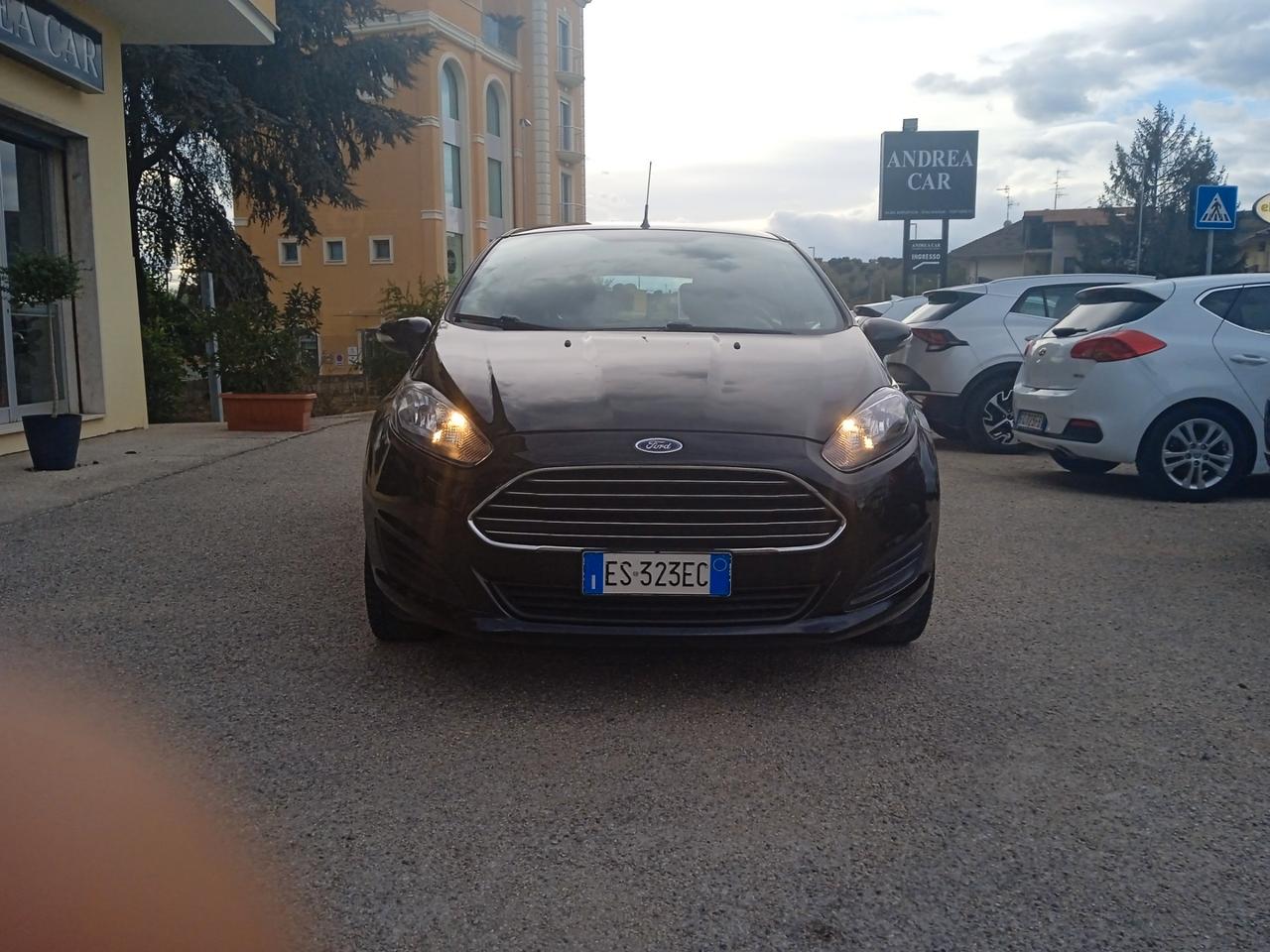 Ford Fiesta 1.4 Benz/gpl