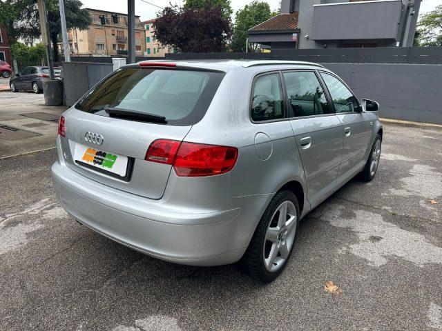 AUDI A3 SPB 1.6 16V FSI Attraction