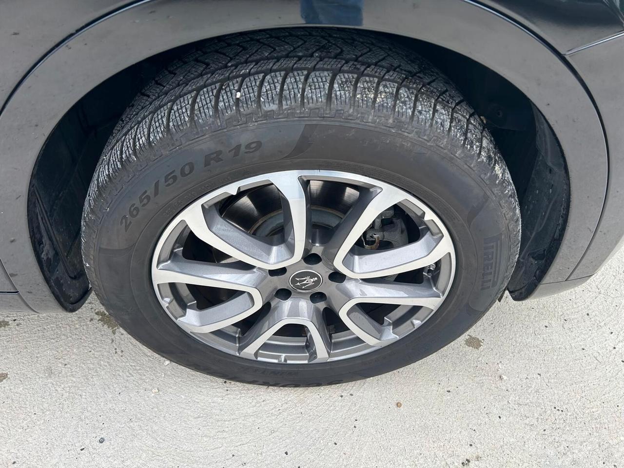 Maserati Levante MHEV 330 CV AWD GT