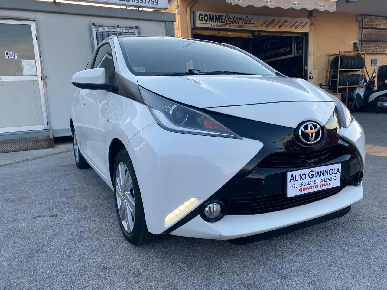 Toyota Aygo 1.0 VVT-i 69 CV 5 p. x-wave Come Nuova