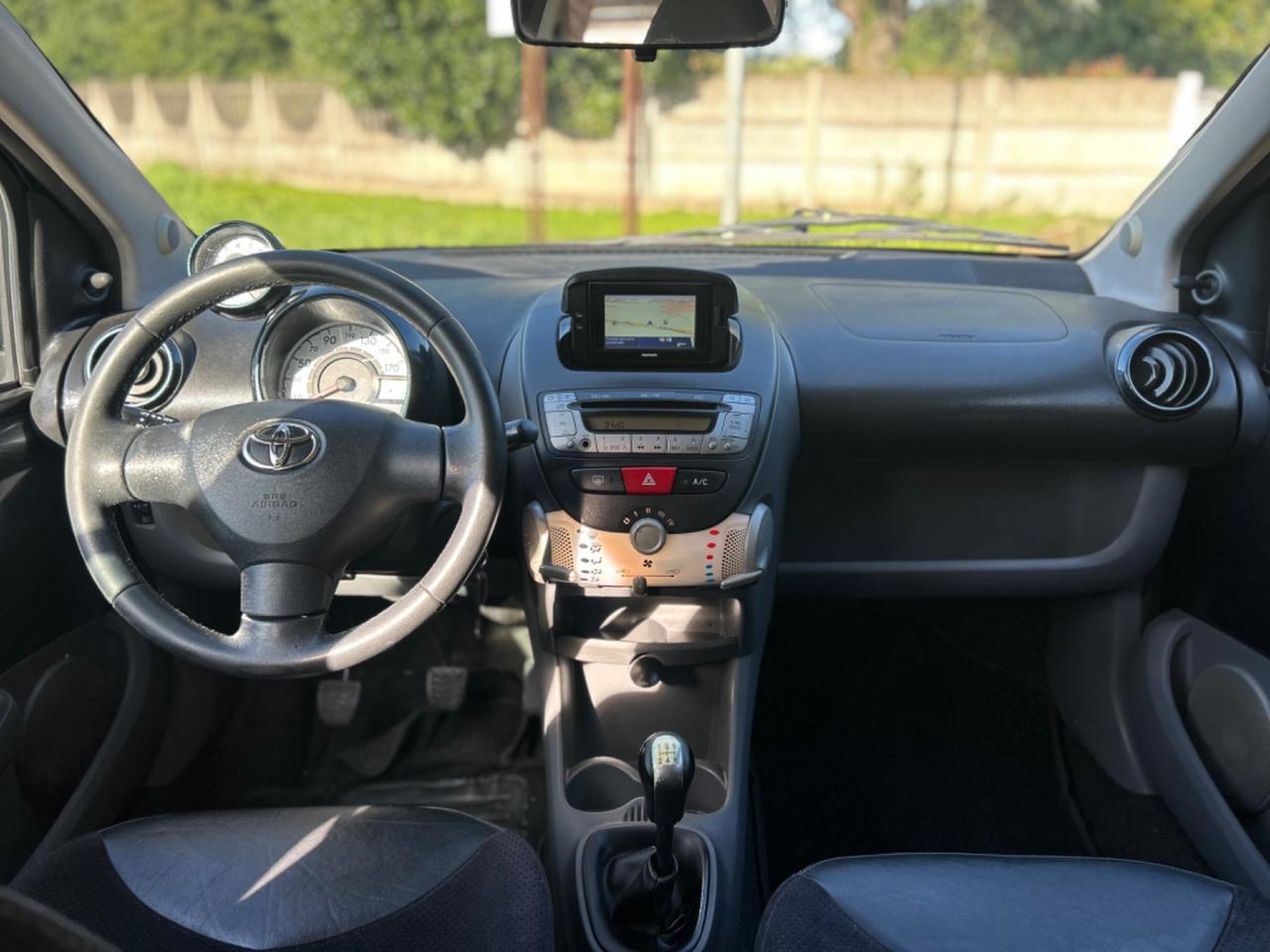 Toyota Aygo 1.0 12V VVT-i 5 porte