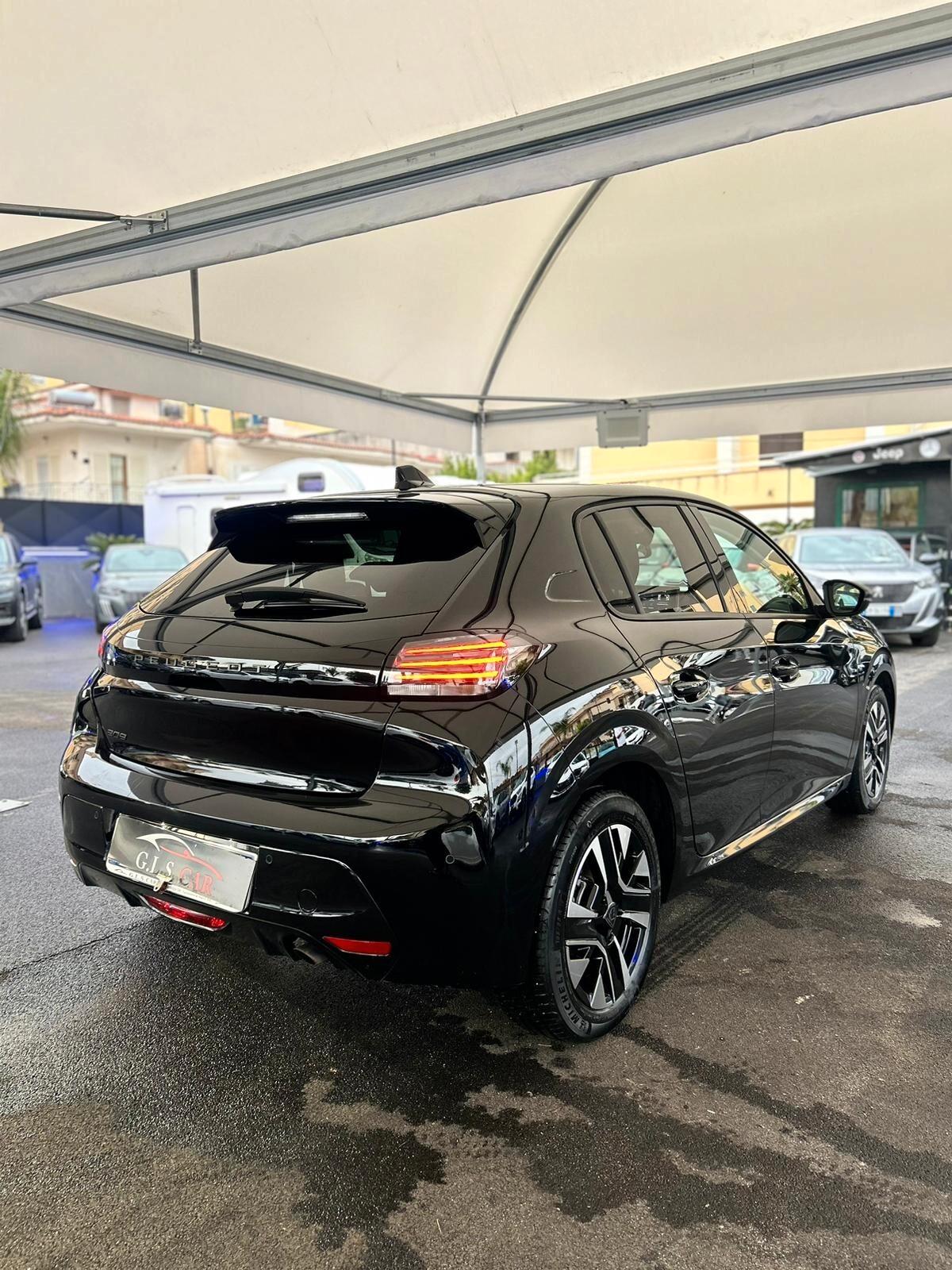 Peugeot 208 PureTech 1.2 benzina 100 cv Stop&Start 5 porte Allure