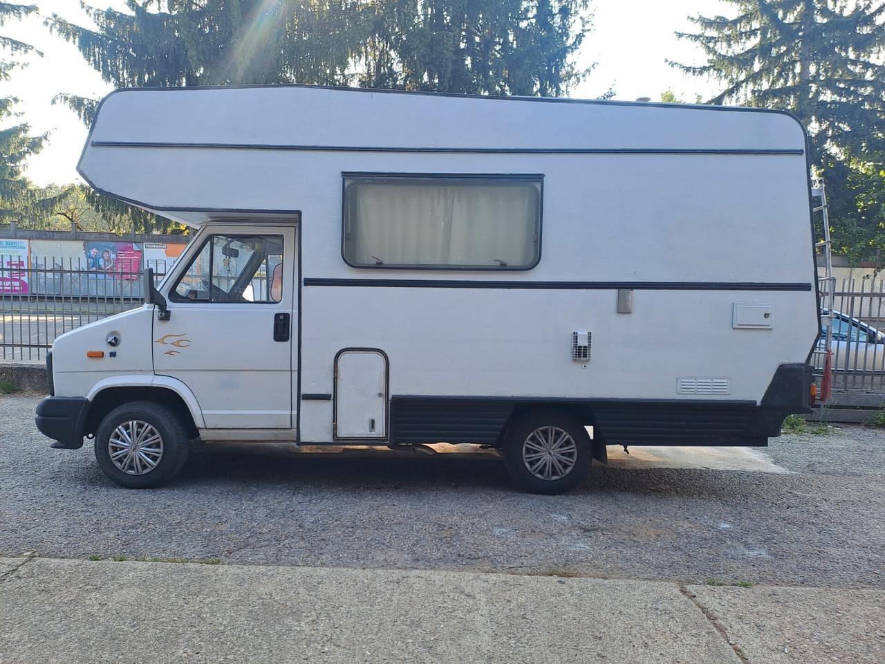 Fiat camper 2.5 diesel d'epoca 6 posti