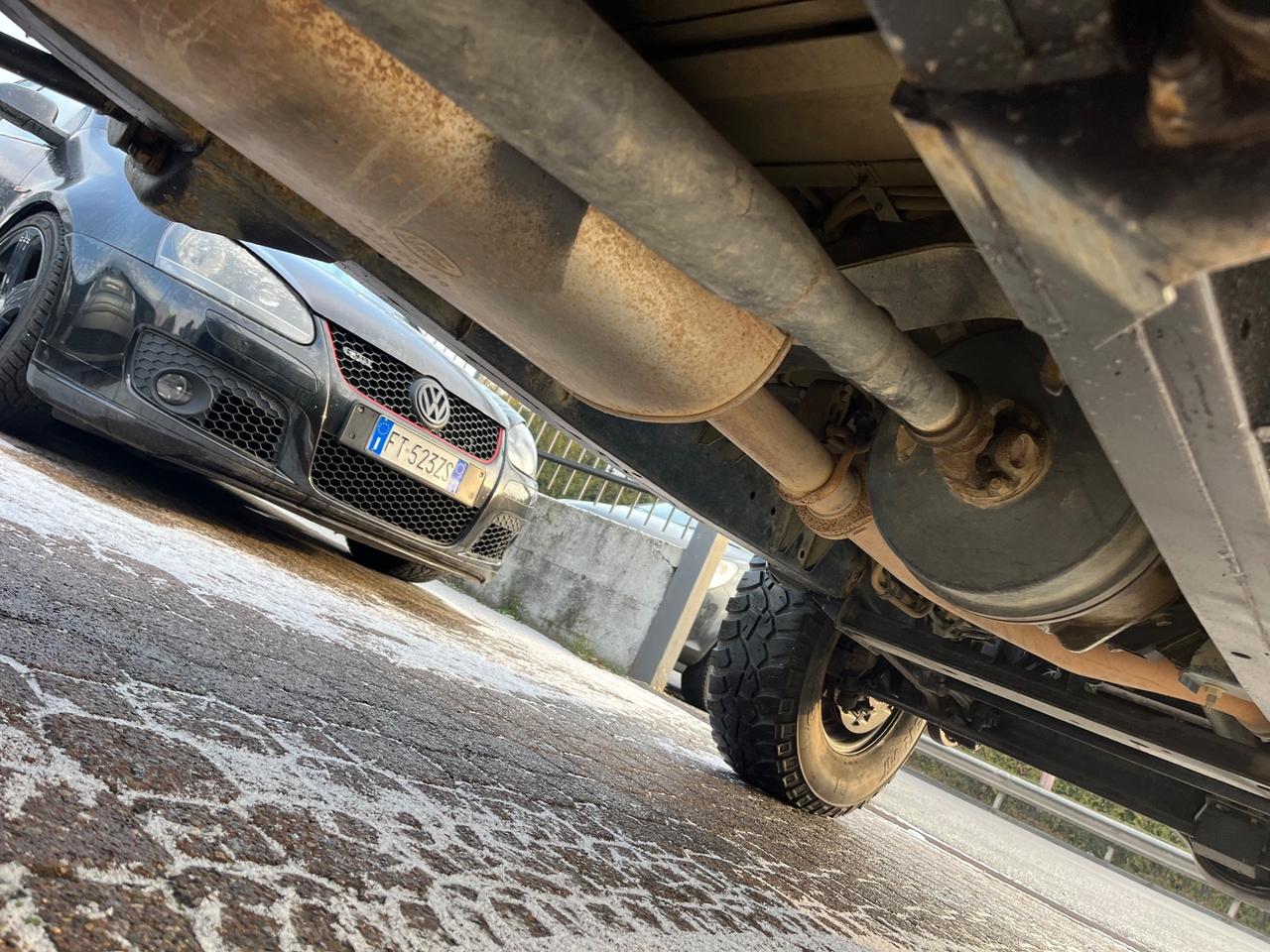 Land Rover Defender 110 2.4 TD4 Station Wagon SE