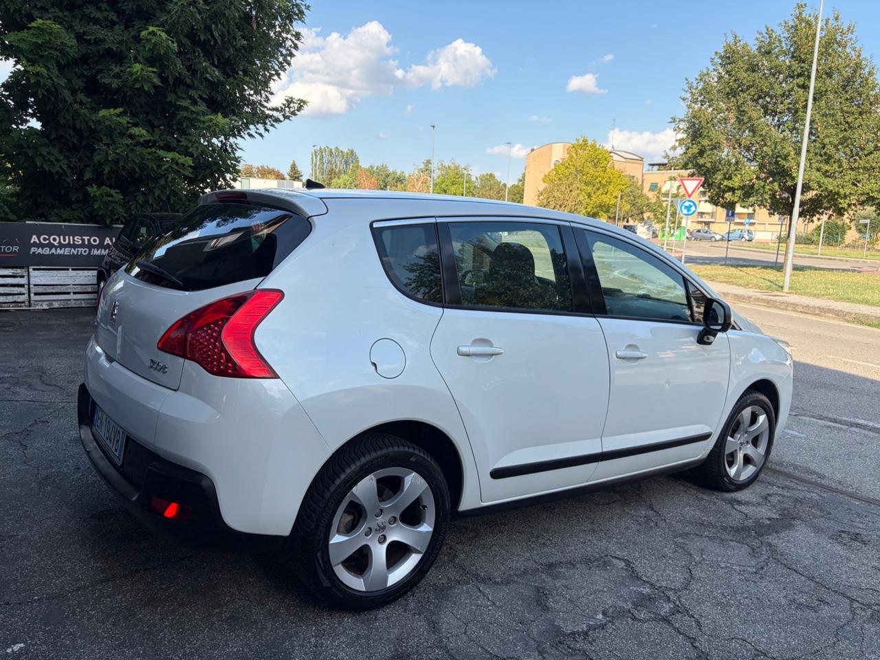 Peugeot 3008 1.6 HDi 112CV Allure